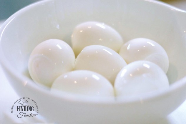 Finding Feasts | Boiling eggs using baking soda method