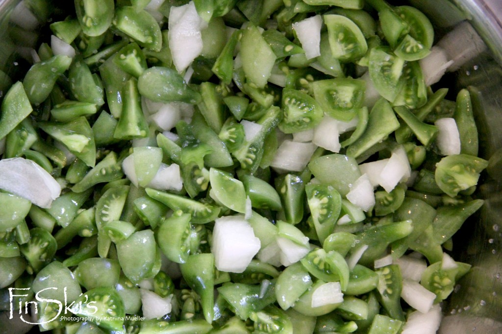 Curried Green Tomato and Cranberry Relish