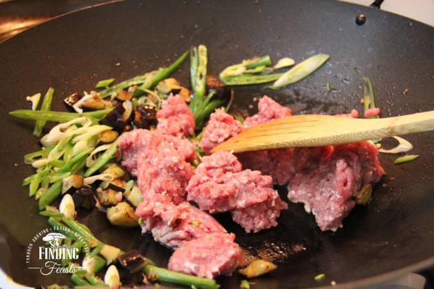 Finding Feasts | Pork & Prawn Stir Fry w/ Zucchini Noodles & Sweet Potato Sticks