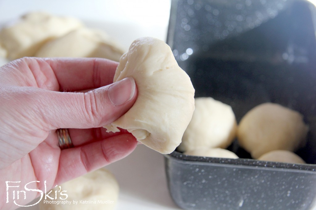 Sweet Yoghurt Bread Rolls