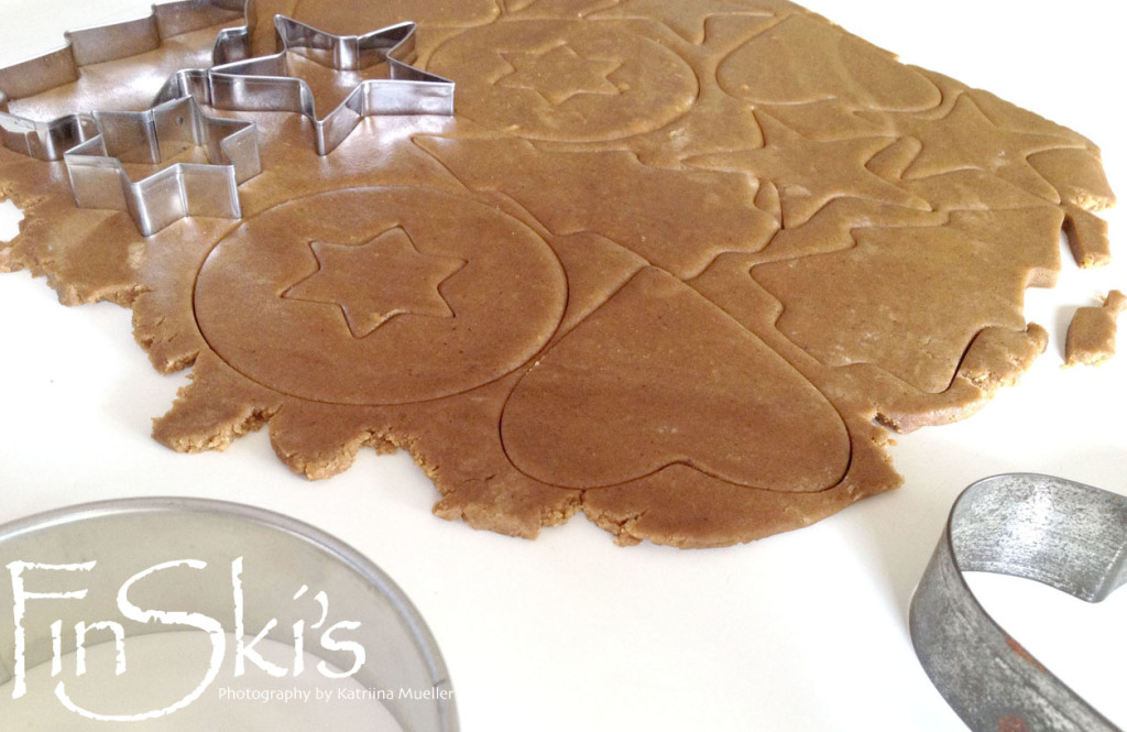 Traditional Finnish Gingerbread Biscuits – Piparkakut