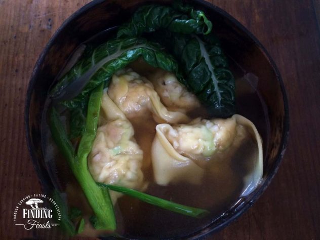 Chicken & Mushroom Wonton Soup